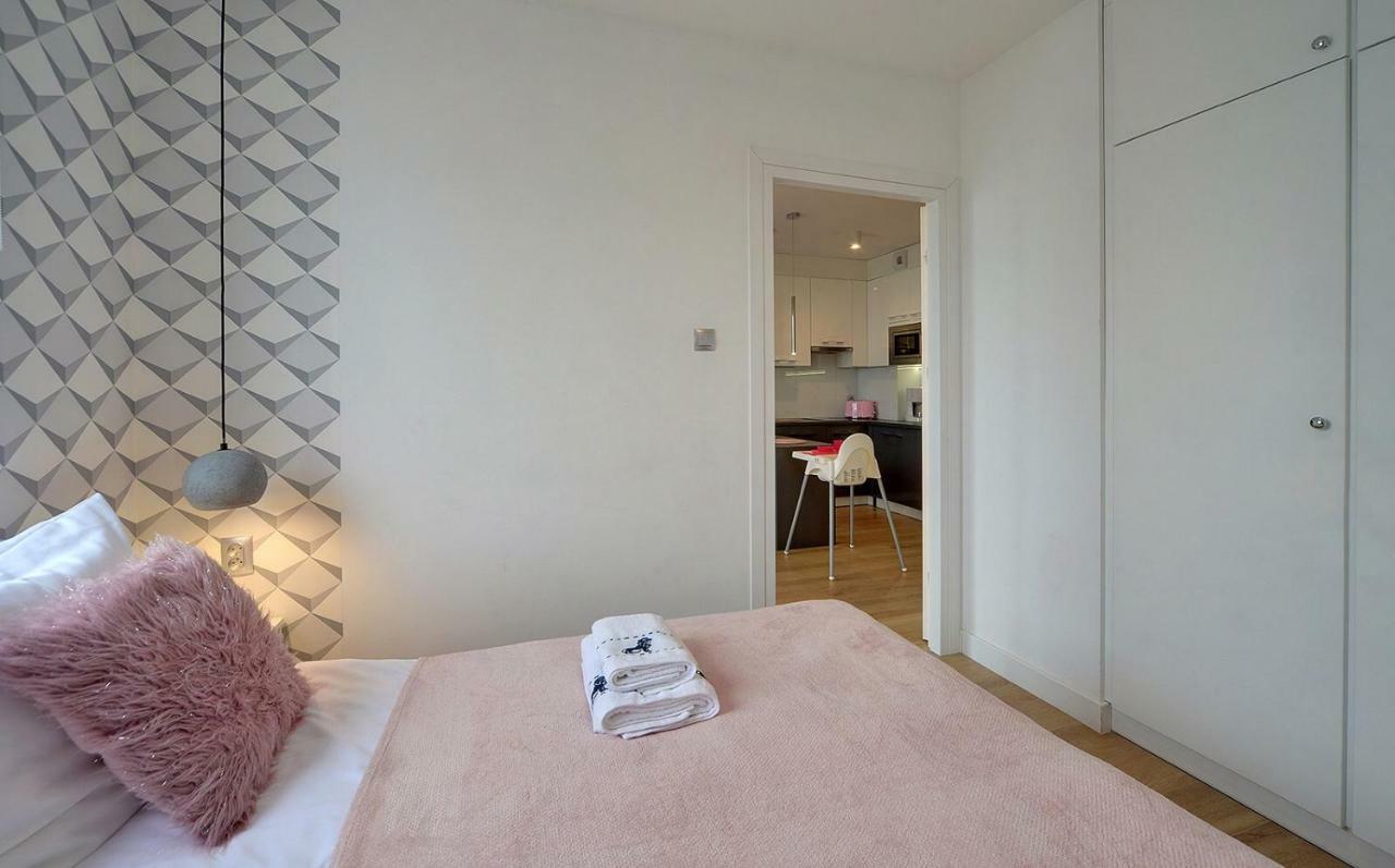 Pink Apartment Lesne Tarasy Dziwnowek Ngoại thất bức ảnh